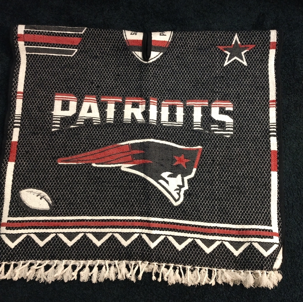 🏈New England PATRIOTS Football Pancho💙